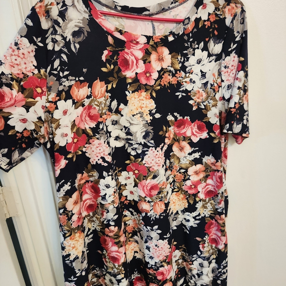 Floral Fantasy XXL Dress - Picture 3 of 4